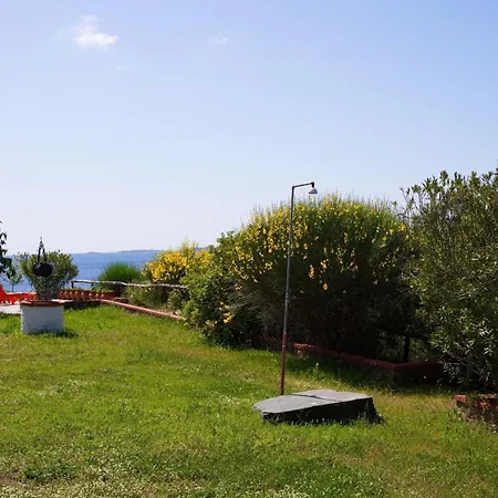 Beachfront With Huge Garden, 3br, Halkidiki *