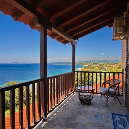 Beachfront With Huge Garden, 3br, Halkidiki